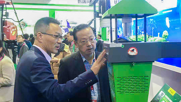 湖南省植保植檢站楊孚初站長(zhǎng)