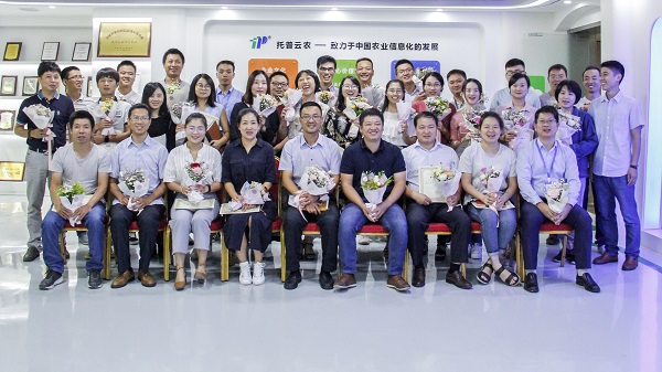 ����(j��ng)�������c��(n��i)Ӗ(x��n)����Ӱ����