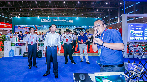 ����ʡ��ʡ�L(zh��ng)������W�R����չλ�F(xi��n)��(ch��ng)