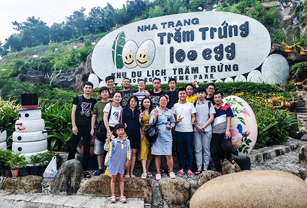 ���}���@